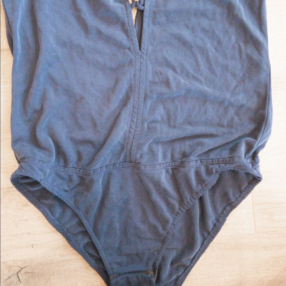 Trafaluc Tie Up Bodysuit - Picture 2 of 3